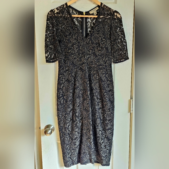 BURBERRY Elegant Olive GREEN Lace Dress